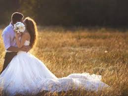 True love stories never have endings 'le vere storie d'amore non finiscono mai' (richard bach). Auguri Di Matrimonio 75 Belle Frasi Da Dedicare Agli Sposi