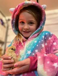 Millie Collier's Instagram, Twitter & Facebook