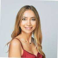 Josie Parrish's Instagram, Twitter & Facebook