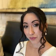 Gina Messick's Instagram, Twitter & Facebook