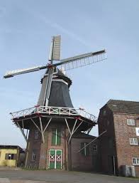 Aerial footage rutteler mühle, germany2015 #09still working windmill in northern germany including a nice little caféfilmed in 4k. Windmuhle In Ruttel Bei Neuenburg Die Rutteler Muhle