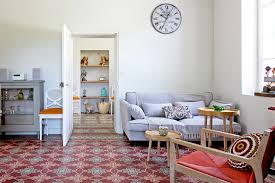 Des atouts incroyables, dans un budget plus. 16 Idees Chic Et Pas Cheres Pour Relooker Son Canape Et Le Mettre En Valeur