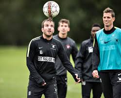 Aanbieding rafael van der vaart trapte gisteravond de nieuwe serie af. Van T Schip Over Van Der Vaart Contract Niets Is Onmogelijk Nederlands Voetbal Ad Nl