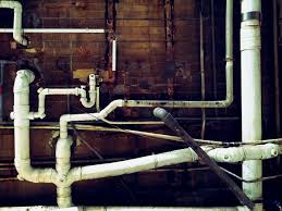 Erfahren sie mehr zu den verschiedenen werkstoffen! Alte Wasserleitungen Unterschatzte Gefahr Aus Dem Hahn