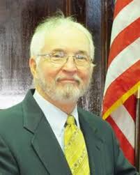 Charles Savell's Instagram, Twitter & Facebook