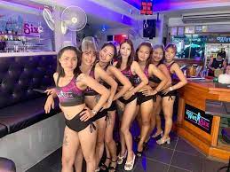 Some Of The Friday Madness Is Starting At Wet Six Already Todaygirls At Wet Six Bar Soi 6 Pattaya Thailand Pattaya Thailand Pattaya Pattaya City