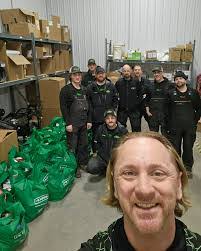 Kaden Bowen's Instagram, Twitter & Facebook