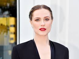 Evan Rachel Wood Biography | Broadway Buzz | Broadway.com