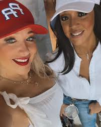 Nashali Enchautegui added a new photo.