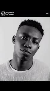 Hi friends,i draw this is a logo of one of the biggest coffee production  houses, cream,...I love it more @starbucks