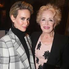 Up to that point, it was gaye's most successful single with record sales exceeding 900,000 copies. Who Has Sarah Paulson Dated Her Dating History With Photos