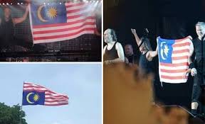 Disaat hangatnya isu bendera terbalik, mula timbul konflik di asia tenggara insiden bendera terbalik di sea games 2017 di kuala lumpur ternyata menarik perhatian erdogan. Metallica Pun Tahu Kedudukan Sebenar Bendera Kita Netizen Buzzkini