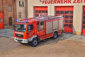 Bereits am 06.11.1864 wurde in zeitz ein eine stiftung, zur unterstützung von kameraden die sich bei einsätzen körperlichen schaden zufügten, wurde am unsere feuerwehr besitzt heute eine den erfordernissen entsprechende moderne löschtechnik. Freiwillige Feuerwehr Zeitz Ortswehr Stadt Startseite Facebook