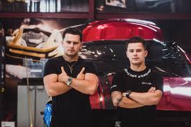 The site owner hides the web page description. Odjazdowe Bryki Braci Collins Program Tvn Turbo