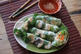 Saya menggunakan kombinasi inti ayam, udang dan sayur sebagai. Resepi Popia Vietnam Udang Ecrivezjuste