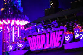 I don't wanna talk about it because it means i'm thinkin' of you i dont wanna think it over because it means i'm thinkin' it's true i'm tryin' to. Dropline During Great Pumpkin Luminights Dollywood