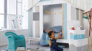 Facile et pas cher |montessori. Lit Cabane Enfant Lit Cabane En Bois Pour Enfant Pour Amenager Une Chambre Et Gagner De L Espace Lit Cabane Pas Cher Un Max D Idees
