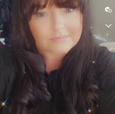 🌟 DIY Geometric Panelling 🌟 The perfect chic and bold solution to change  the look of your walls completely. Frenchic Fan Forum member, Karen  Hillyard used softwood strips and adhesive to create