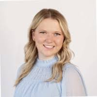 Stella Thomas's Instagram, Twitter & Facebook