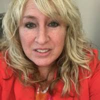 40+ perfiles de «Tara Meier»