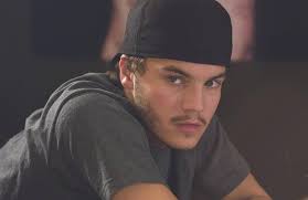 Amazon.com: Alpha Dog [Blu-ray] : Bruce Willis, Sharon Stone, Emile Hirsch,  Justin Timberlake, Shawn Hatosy, Anton Yelchin, Ben Foster, Christopher  Marquette, Matt Barry, Lukas Haas, Alex Kingston, Harry Dean Stanton,  Dominique Swain,