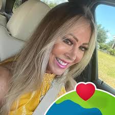 Lisa Meador's Instagram, Twitter & Facebook