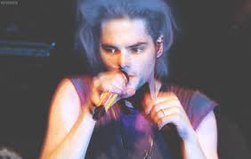 Although currently, his hair is the really lovely silver color that us mortals can never quite achieve, even with copious amounts of purple. Ieroshock Gerard Way Ghostly Blue Hair