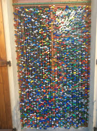 Rideau De Porte Fait En Bouchons De Plastique Enfin Termine Beaded Curtains Curtains Beaded