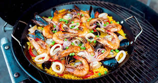 Recette De Paella Grillee Aux Fruits De Mer Zeste Recette Paella Recette Fruits De Mer Paella