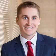 After a lot of hard work and long study hours, I've officially earned the  CERTIFIED FINANCIAL PLANNER®️ certification in November 2024!! Thank you to  my family, friends, fiancé and colleagues for… |