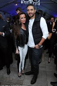Kyle richards is among tv's liked housewives and what's another few years have on her behalf is everybody's business because of the true housewives of beverly hills. Kyle Richards Husband 2021 Net Worth Mauricio Umansky