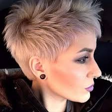 Die besten 20 ideen zu gestufte kurzhaarfrisuren damen 2019. Kurzes Haar Kurzhaarfrisuren Frauen Frech 2020 Novocom Top