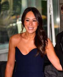Is joanna gaines hair real. Joanna Gaines Shows Natural Volume Of Her Hair And Reveals How Long It Takes Her To Fix It
