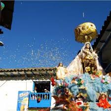 La tradición cuenta que la devoción y veneración a la virgen del carmen, es desde los años aquellos en los que inspirados en el profeta elías un grupo de ermitaños, hicieron de su lugar de vida el monte carmelo, el jardín de israel como se le considera. The Virgin Of Carmen Paucartambo