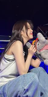 iu locks | Explore Tumblr posts and blogs | Tumgik