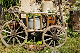 Säulen für haus und garten. Handwagen Deko Garten Kostenloses Foto Auf Pixabay