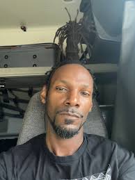 Journey to vs. inside truck vs. outside truck 🧑🏾‍🦯‍➡️