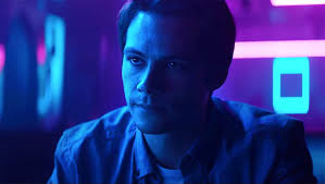 Dylan o'brien was born in new york city, to lisa rhodes, a former actress who also ran an acting school, and patrick b. Flashback Trailer Horrific Visions Of A Missing Maika Monroe Haunt Dylan O Brien