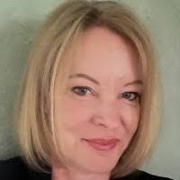 Stephanie Hom's Instagram, Twitter & Facebook