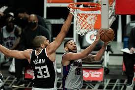 Jun 12, 2021 · nicolas batum's father, richard batum, emigrated from cameroon to play professional basketball in france in the late 1980s. Clippers Nicolas Batum Adds Shot Blocking To Defensive Portfolio Orange County Register