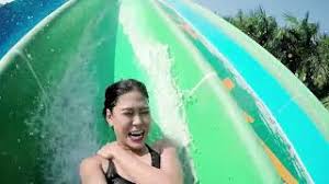 Hình ảnh zing ghi lại tại công viên nước đầm sen ngày 1/5. Cong Vien NÆ°á»›c Ä'áº§m Sen Dam Sen Water Park á»'c Ä'áº£o Giá»¯a Thanh Phá»'