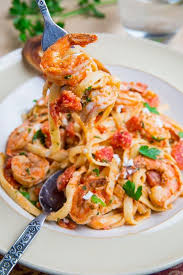 Shrimp Linguine In A Tomato And Feta Sauce Aka Shrimp Saganaki Linguine Recipe Recipes Best Pasta Recipes Pasta Dishes