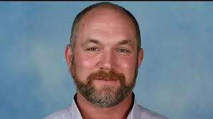 Robert Lilly earns $93,500 at Illinois State Police in 2019