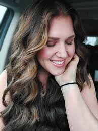 Allura Salon updated their profile picture.