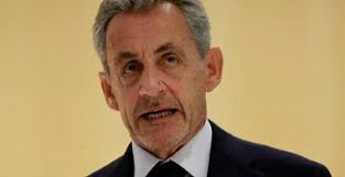 Max Minghella And 'The Handmaid's Tale' Creators On Nick's Betrayal 'He  Didn't Have A Choice'