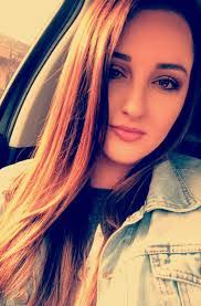 Nicole Brooke's Instagram, Twitter & Facebook