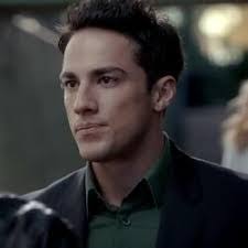 Julian Pack's Instagram, Twitter & Facebook