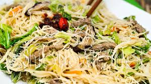 Risotto radicchio e taleggio vegetariano (52 voti), (3), (482) portata principale media 10 min 20 min Saute Spaghetti Di Riso Con Verdure E Carne All Orientale Ghiottamente