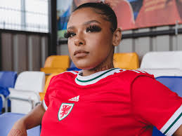 Rapper Juice Menace track, FOR HER, motivates Cymru Women