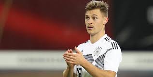 His current girlfriend or wife, his salary and his tattoos. Dfb Joshua Kimmich Ist Von Kai Havertz Begeistert Express De